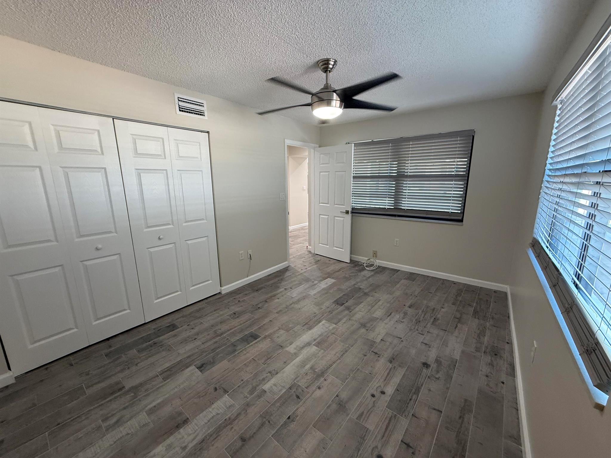 VILLA SONRISA CONDO - Residential Lease