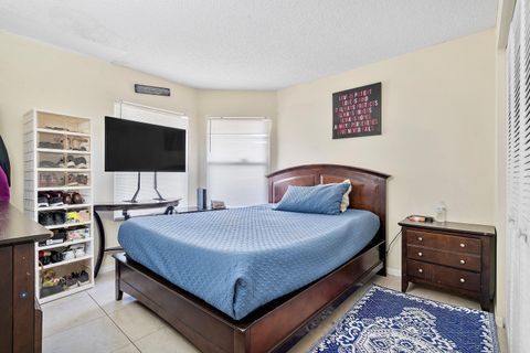 Tiny photo for 904 Magnolia Avenue, North Lauderdale, FL 33068 (MLS # B26018608)