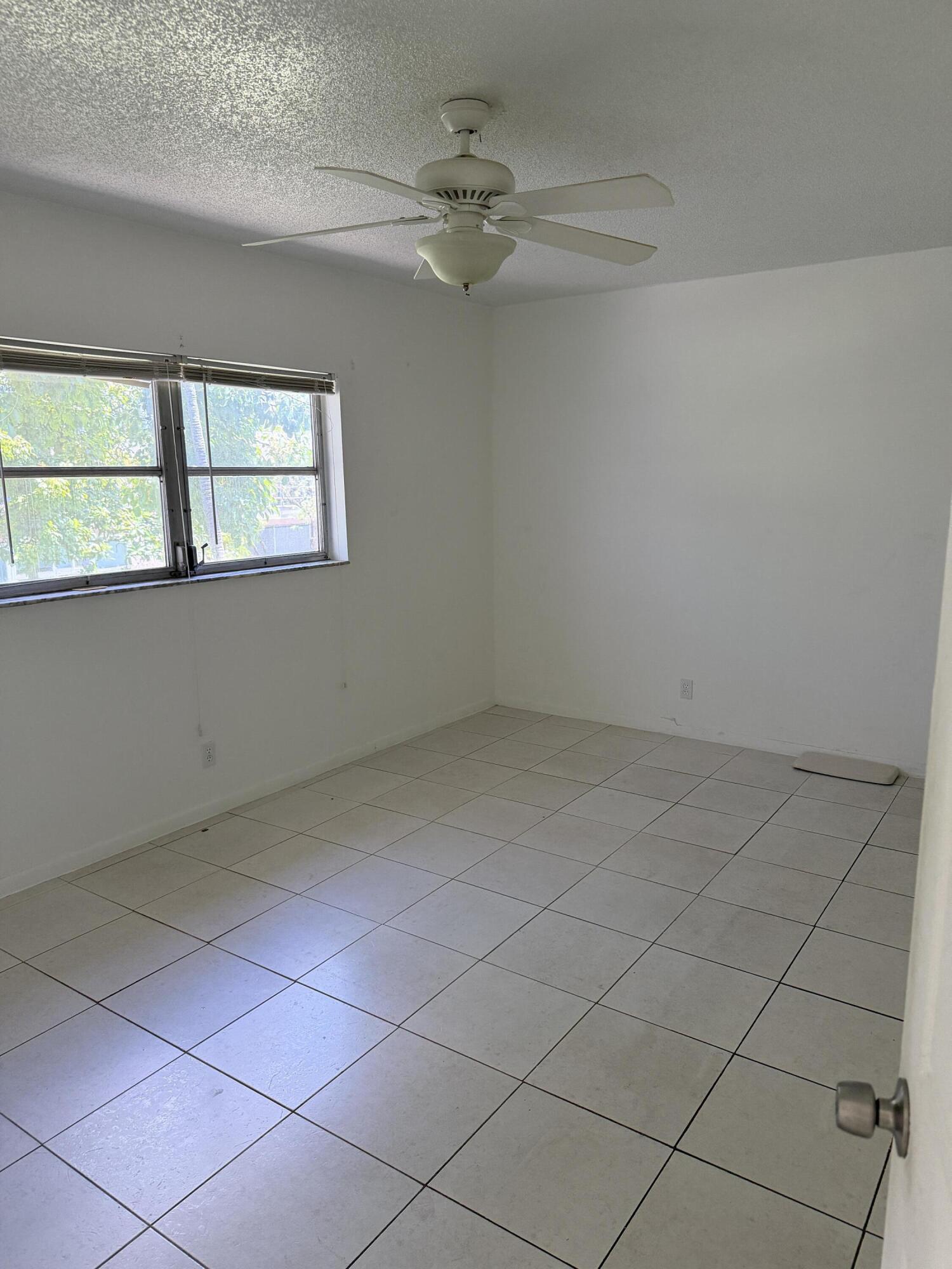 ORIOLE GARDENS 1CONDO UNIT 202 - Residential