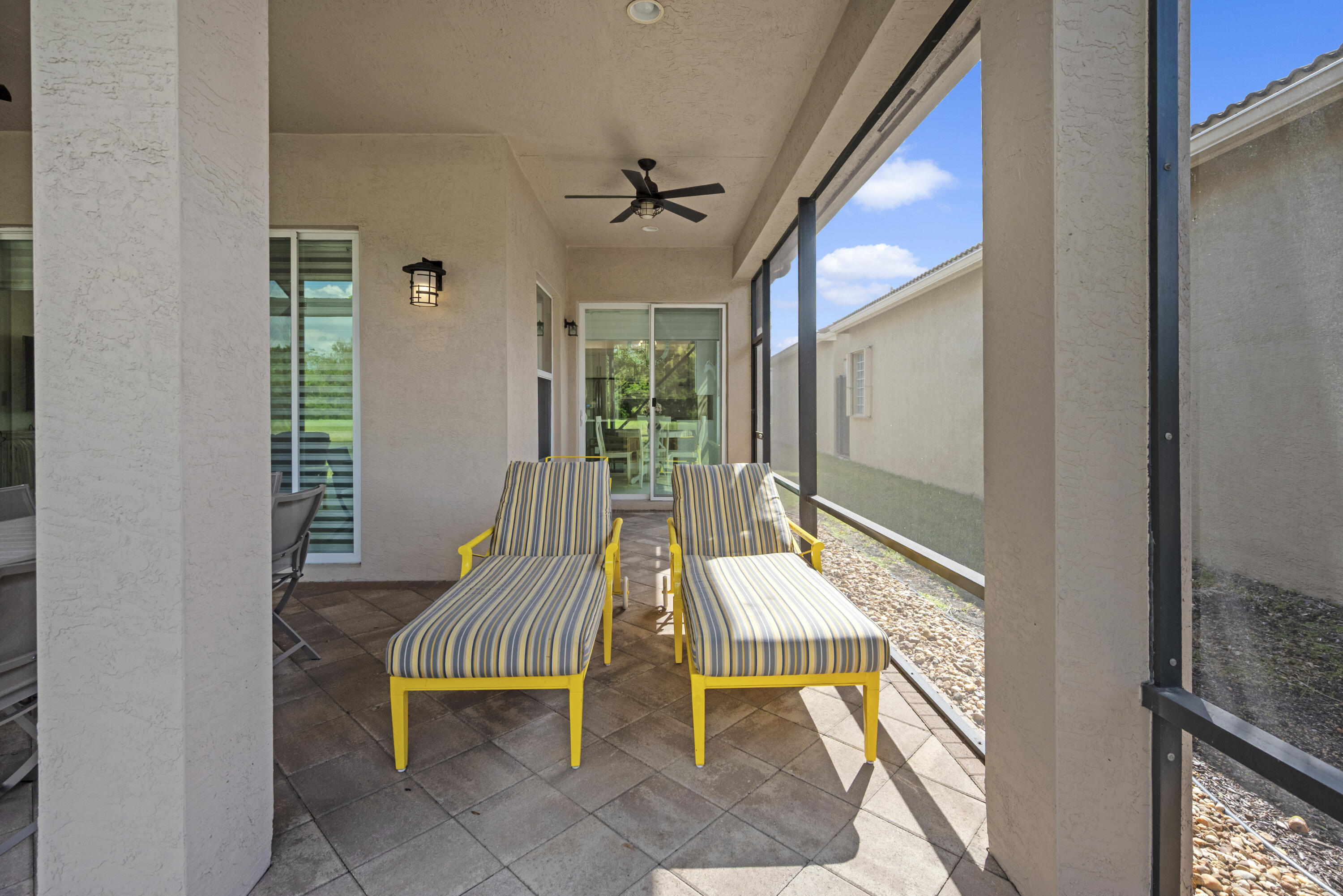 VALENCIA COVE - Residential