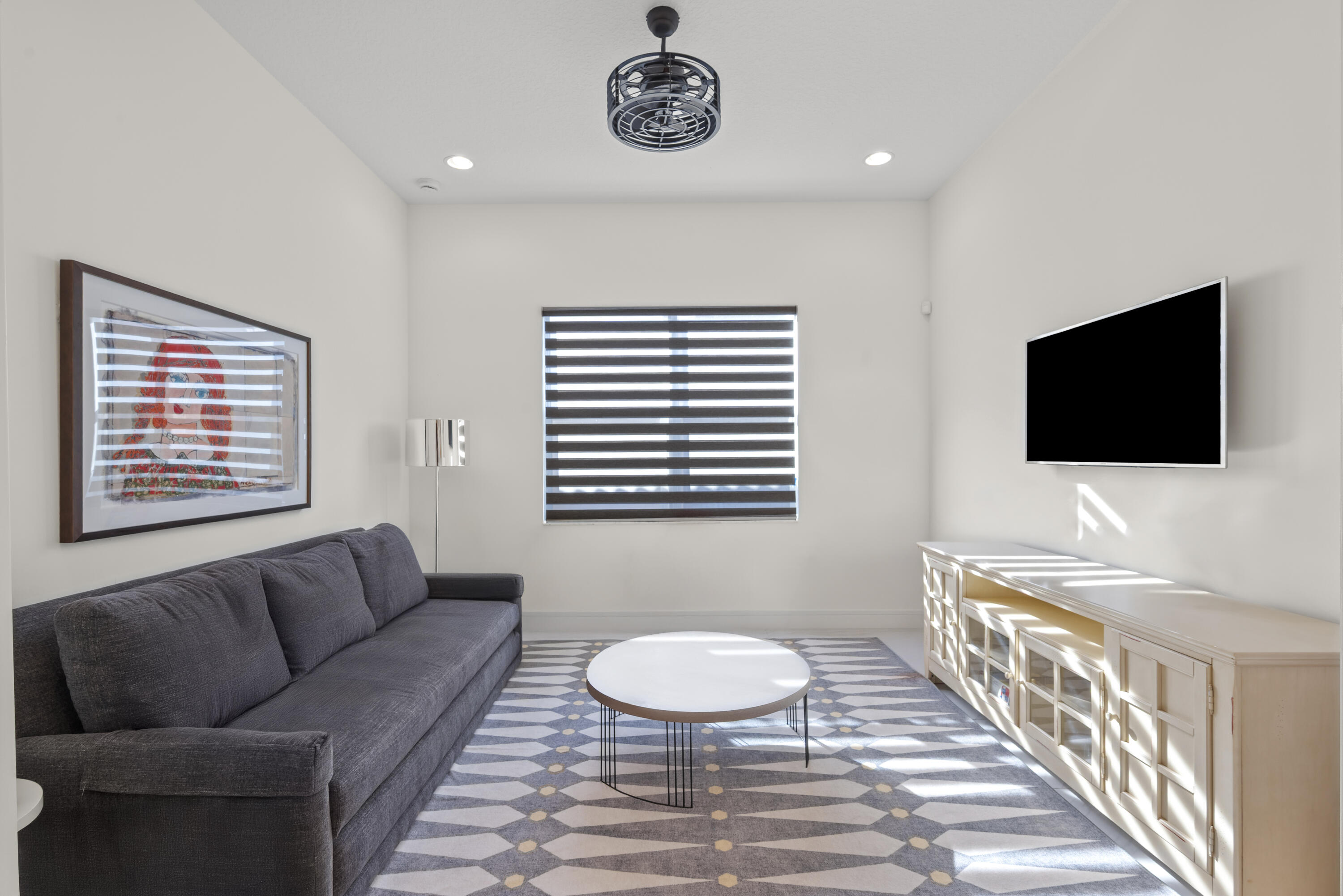 VALENCIA COVE - Residential