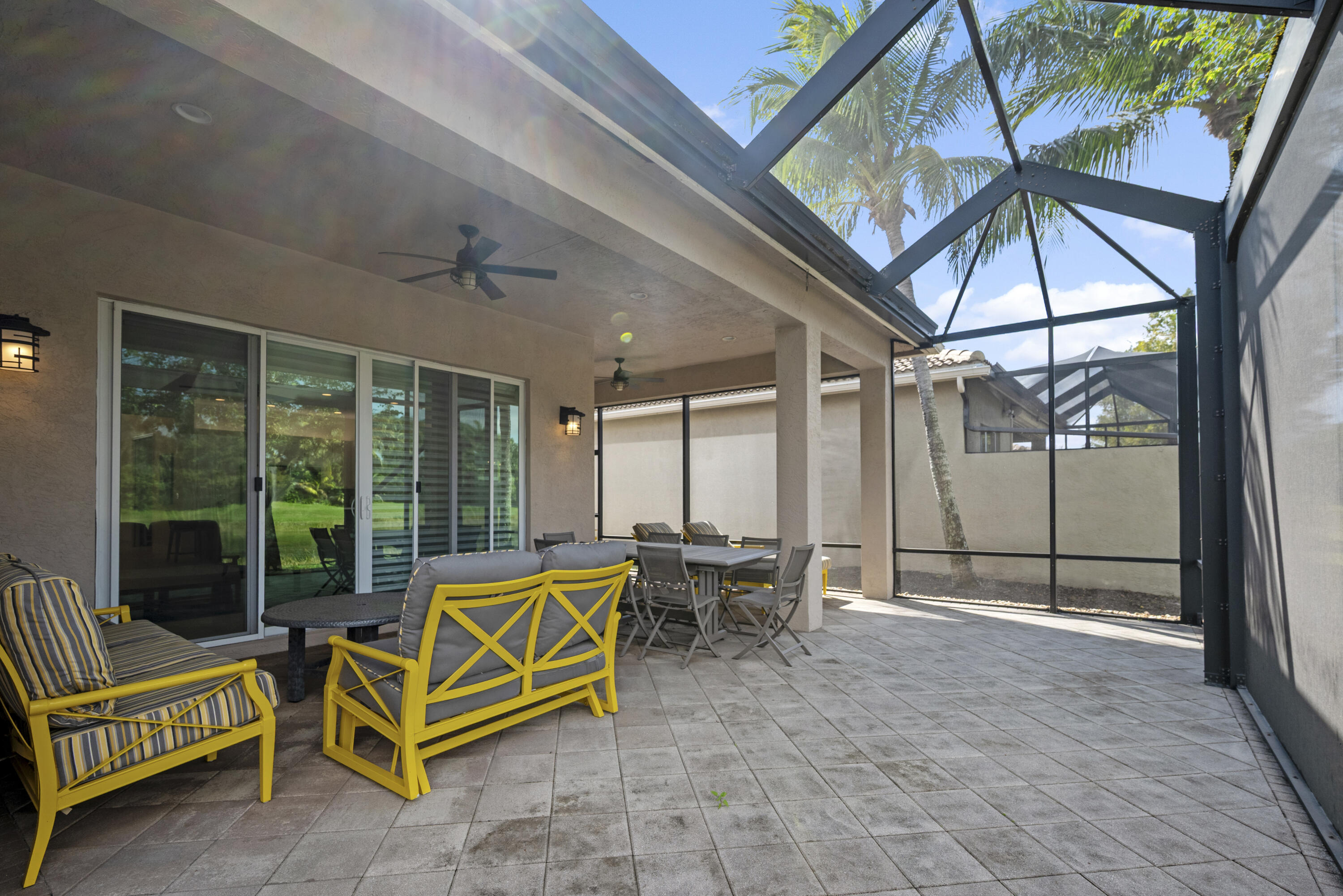 VALENCIA COVE - Residential