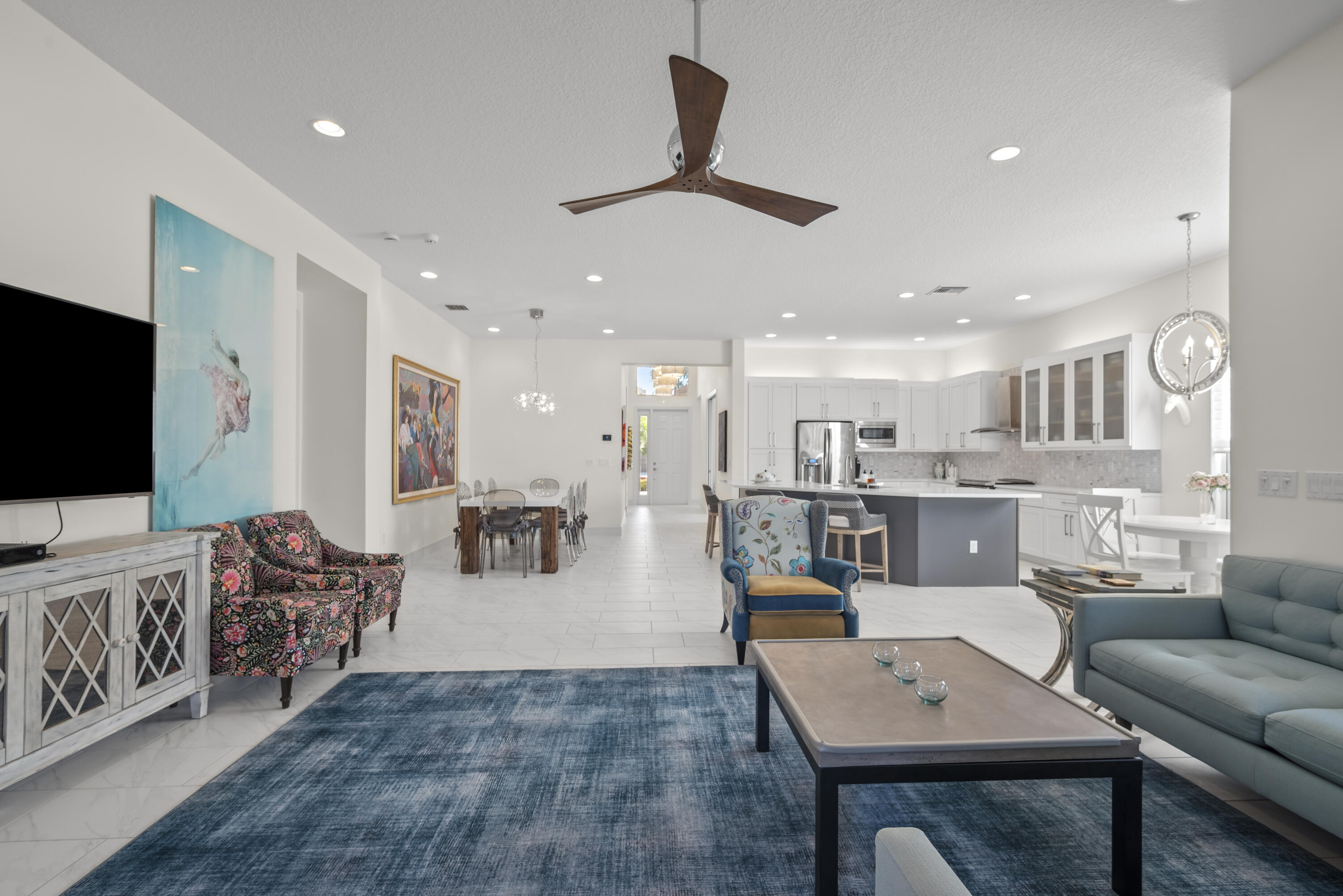 VALENCIA COVE - Residential