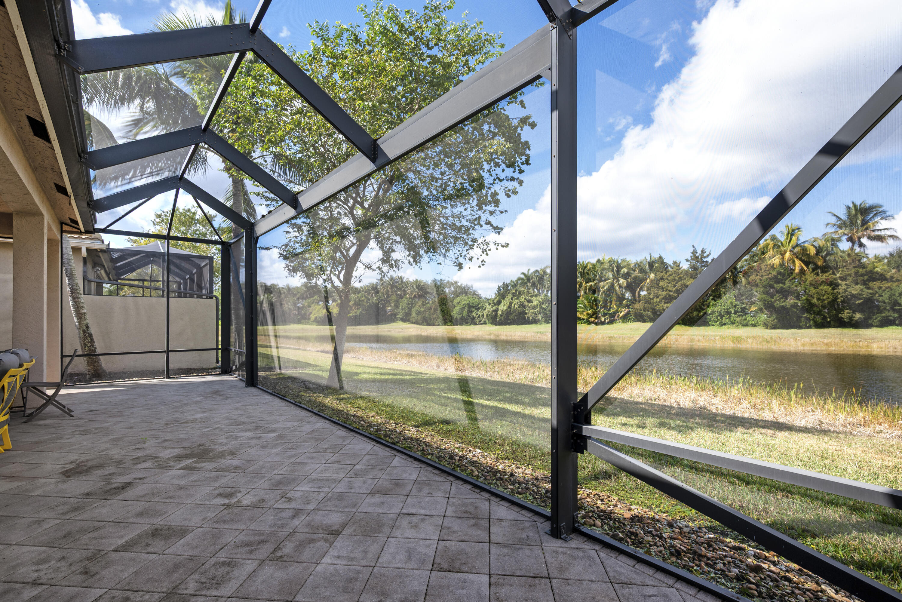 VALENCIA COVE - Residential