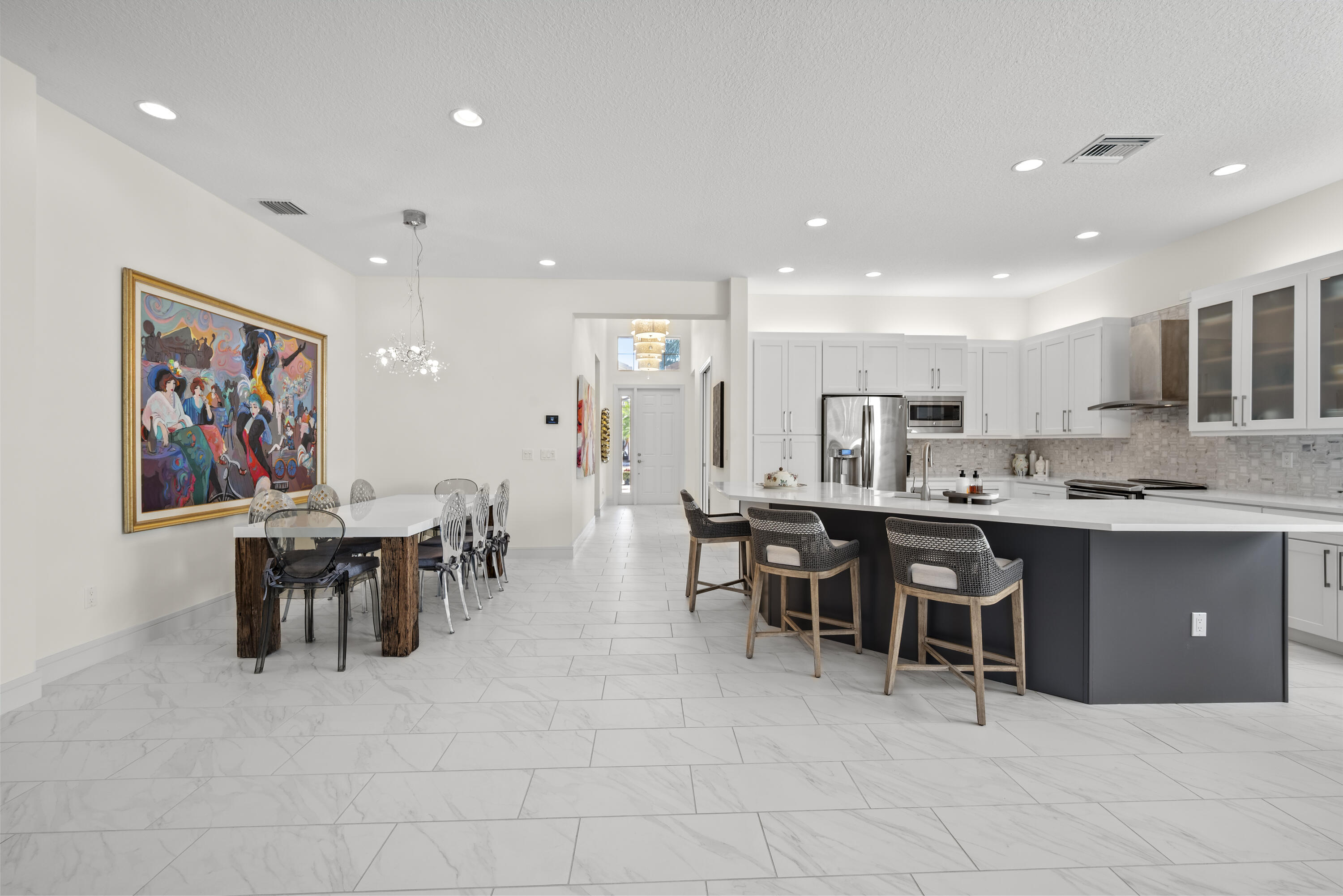 VALENCIA COVE - Residential