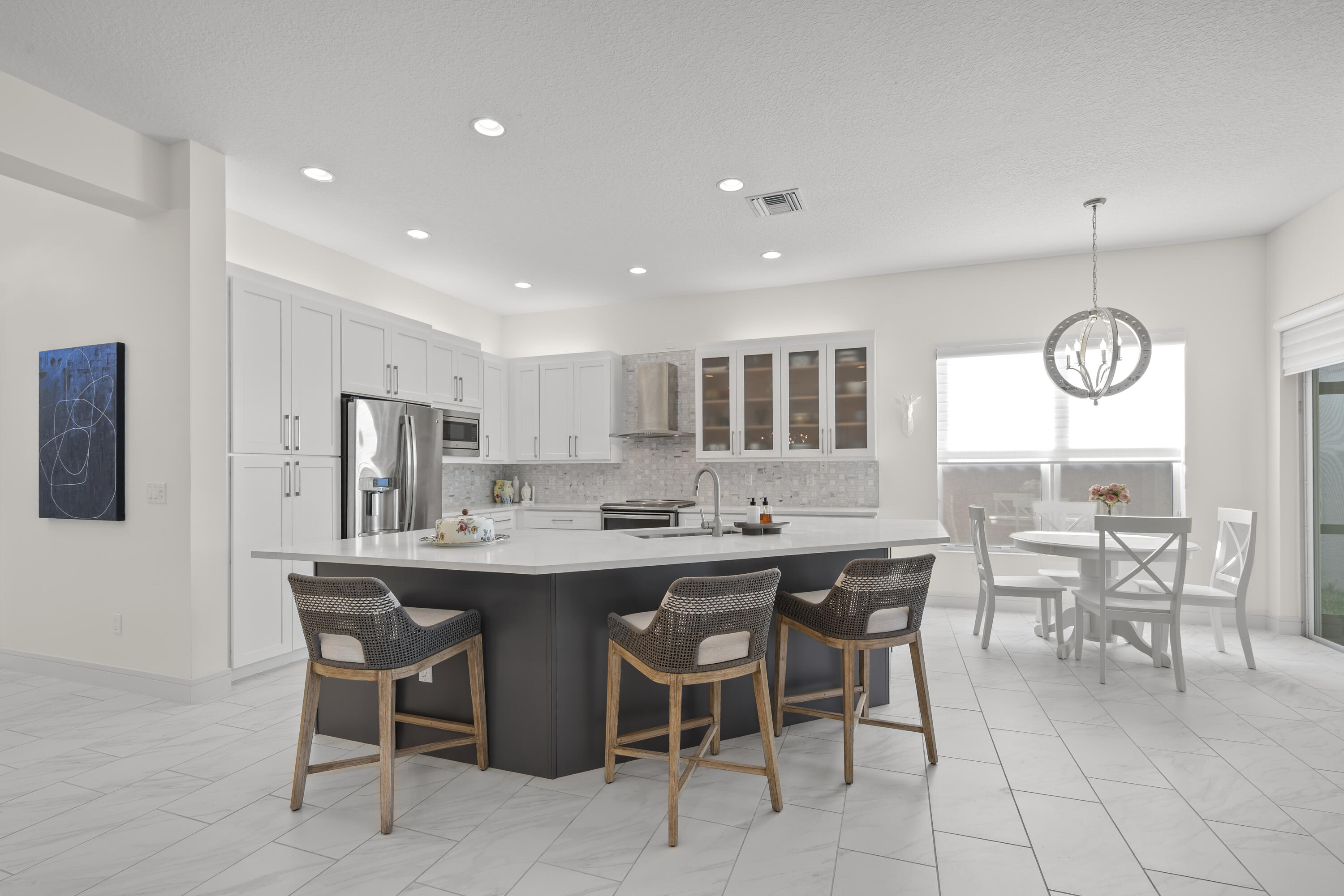 VALENCIA COVE - Residential