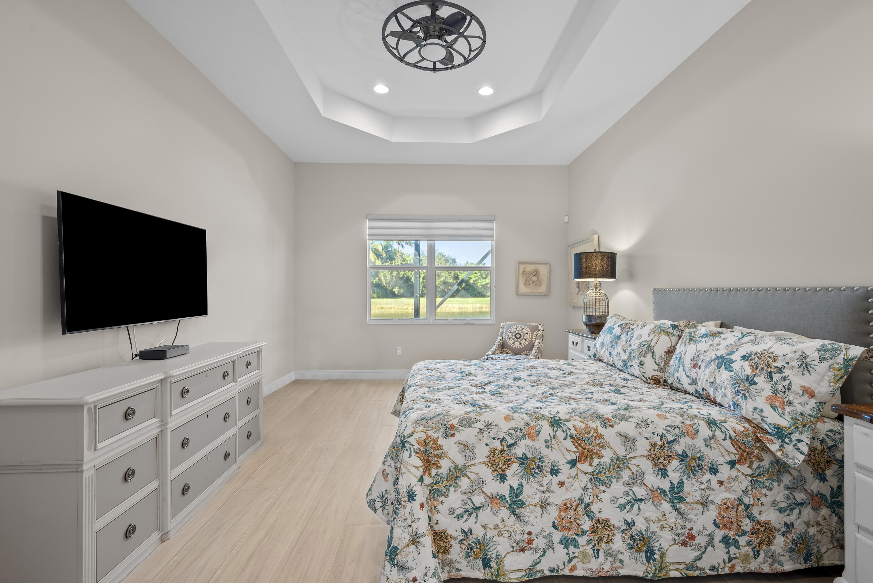 VALENCIA COVE - Residential