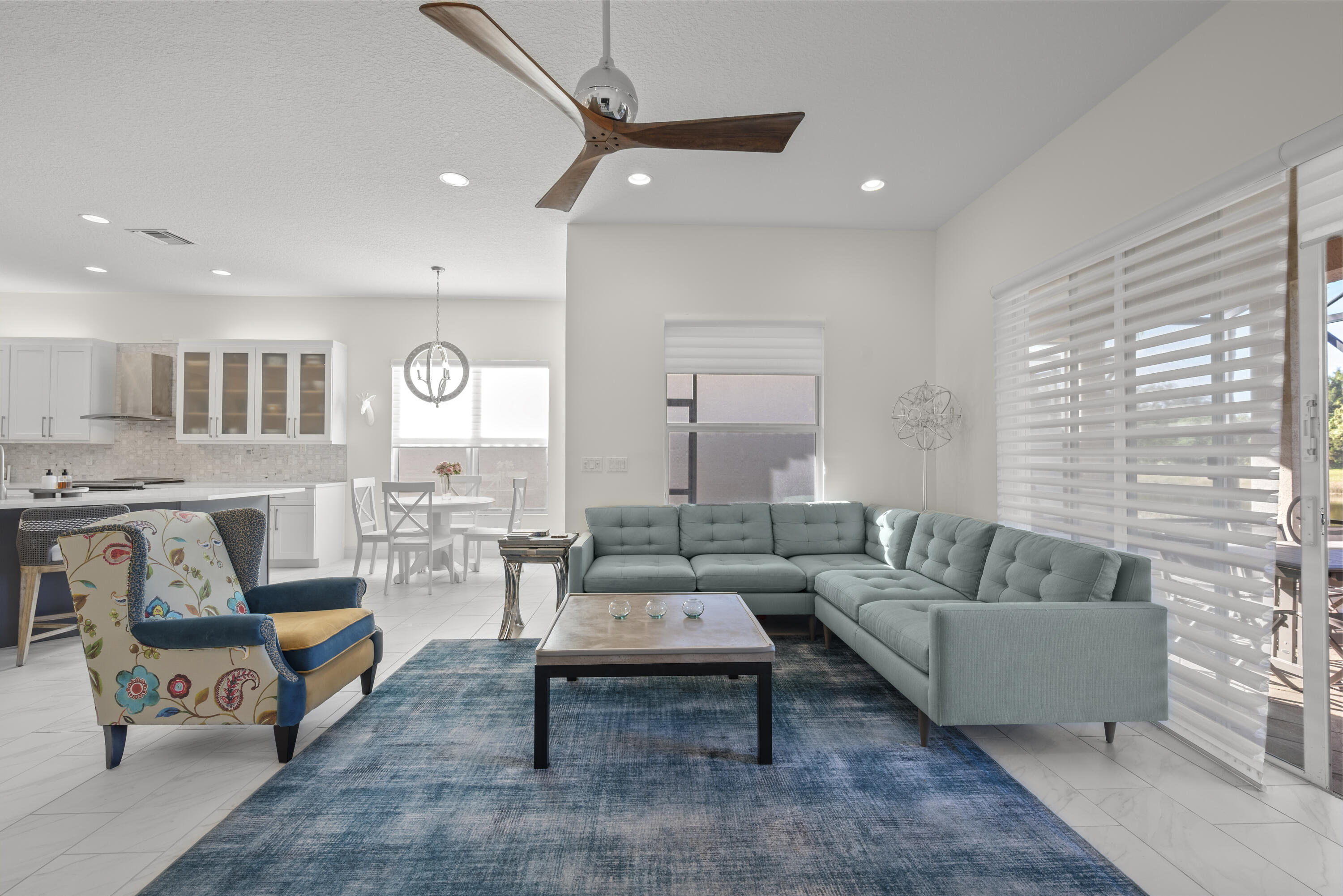 VALENCIA COVE - Residential