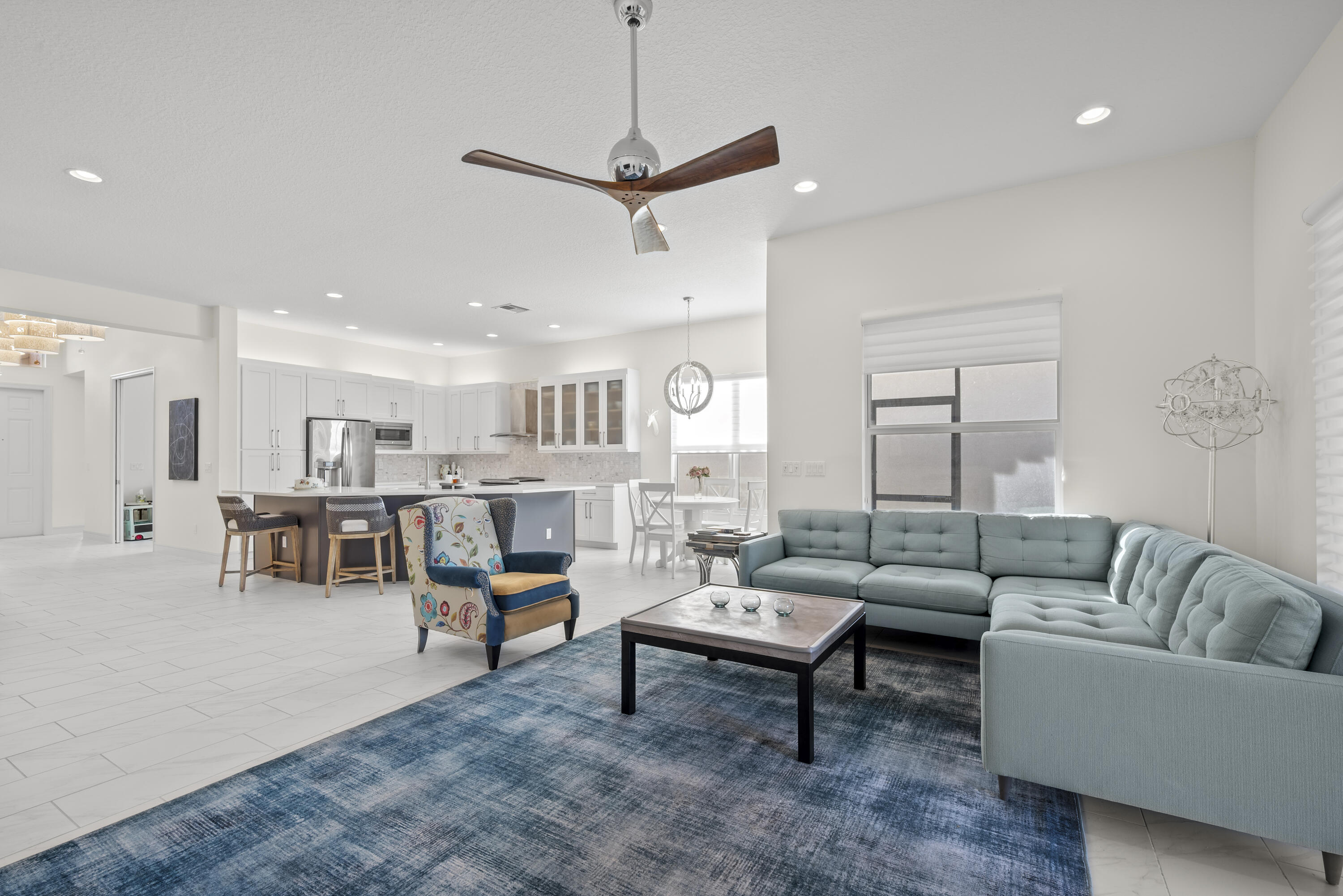 VALENCIA COVE - Residential