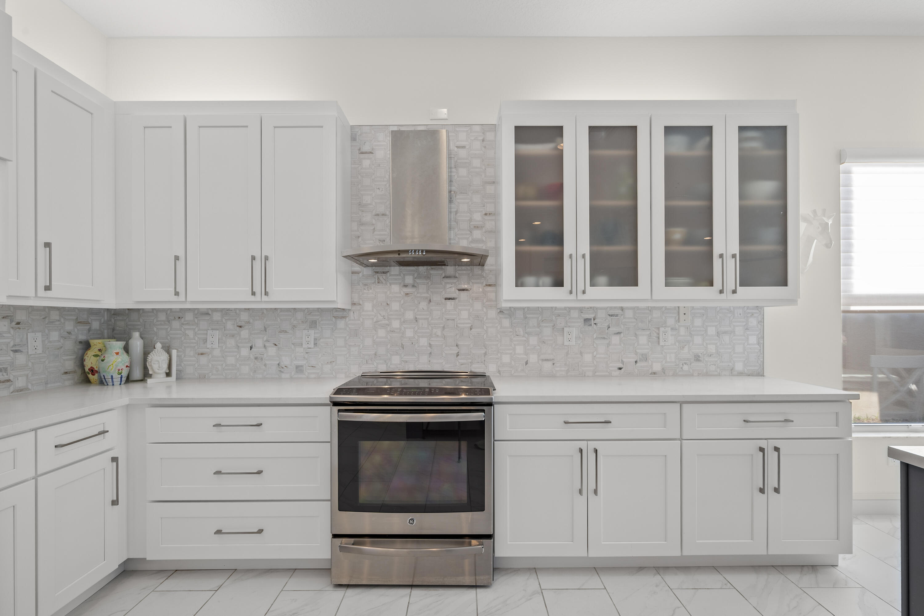 VALENCIA COVE - Residential