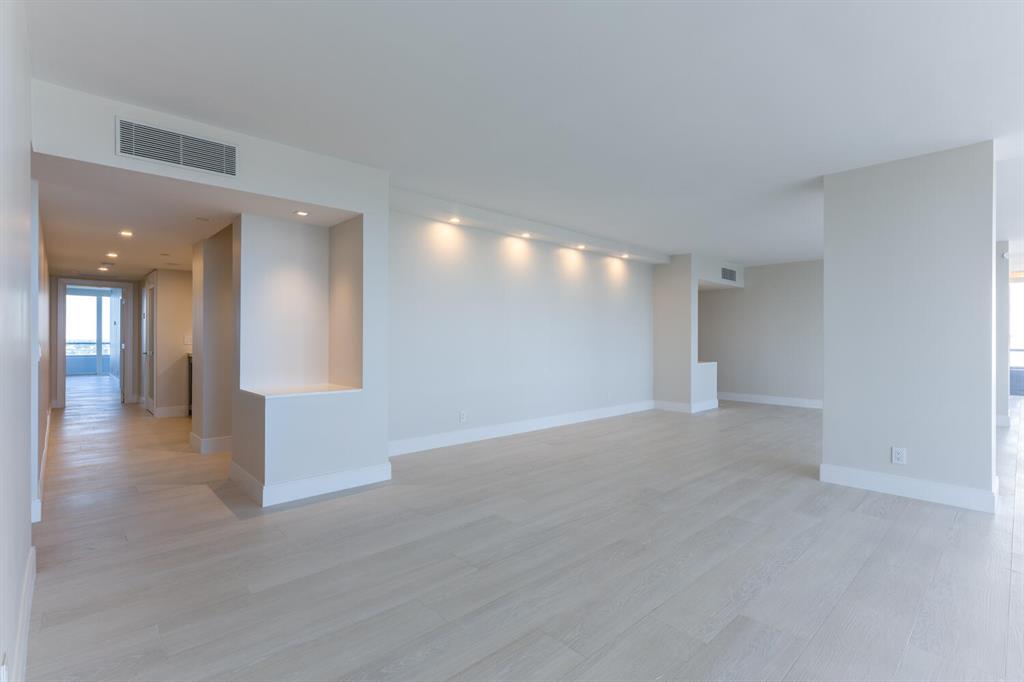 PLAZA OF THE PALM BEACHES CONDO - Residential