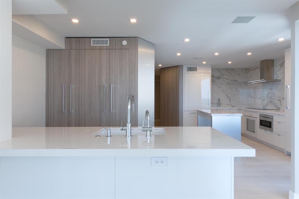 PLAZA OF THE PALM BEACHES CONDO - Residential