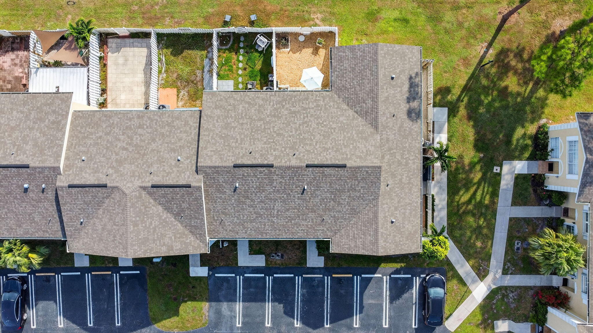 CHARTER CLUB OF PALM BEACH - Residential