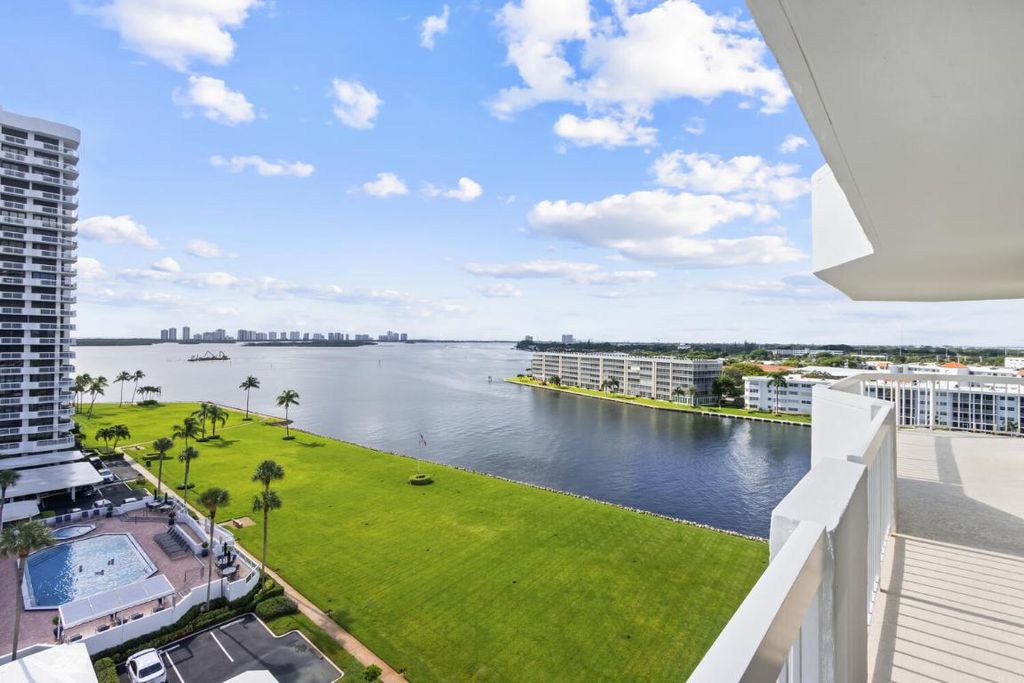Photo of 123 Lakeshore Drive #943, North Palm Beach, FL 33408 (MLS # R11154086)