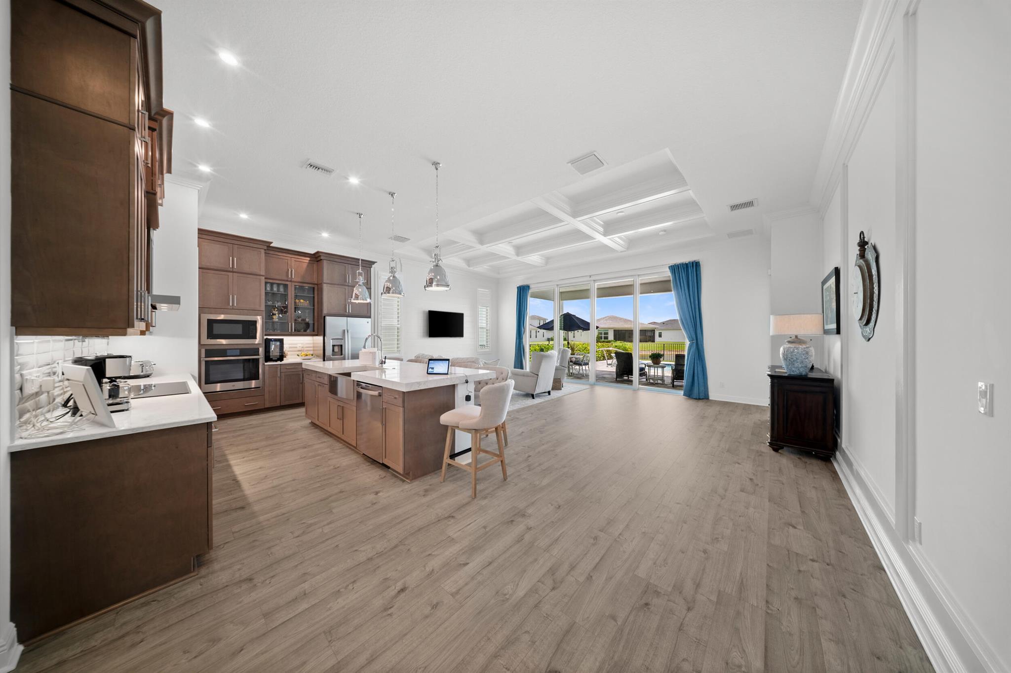 11362 SW Pietra Way, Port St Lucie, FL, 34987/$825,000 2 11362 SW Pietra Way