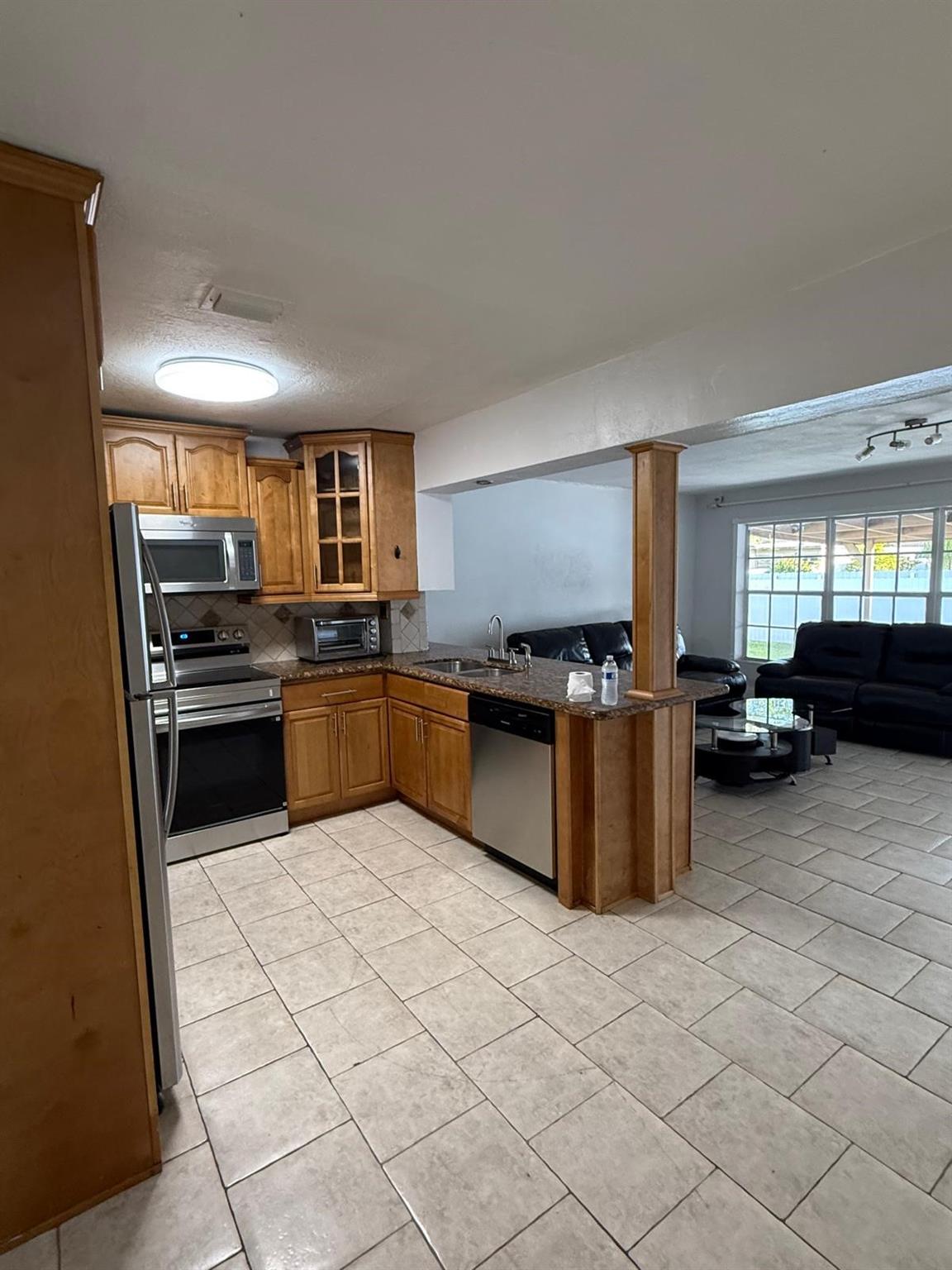 Playland Isles 37-14 B - Residential Lease