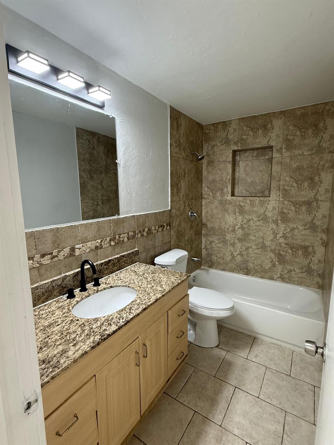 Playland Isles 37-14 B - Residential Lease