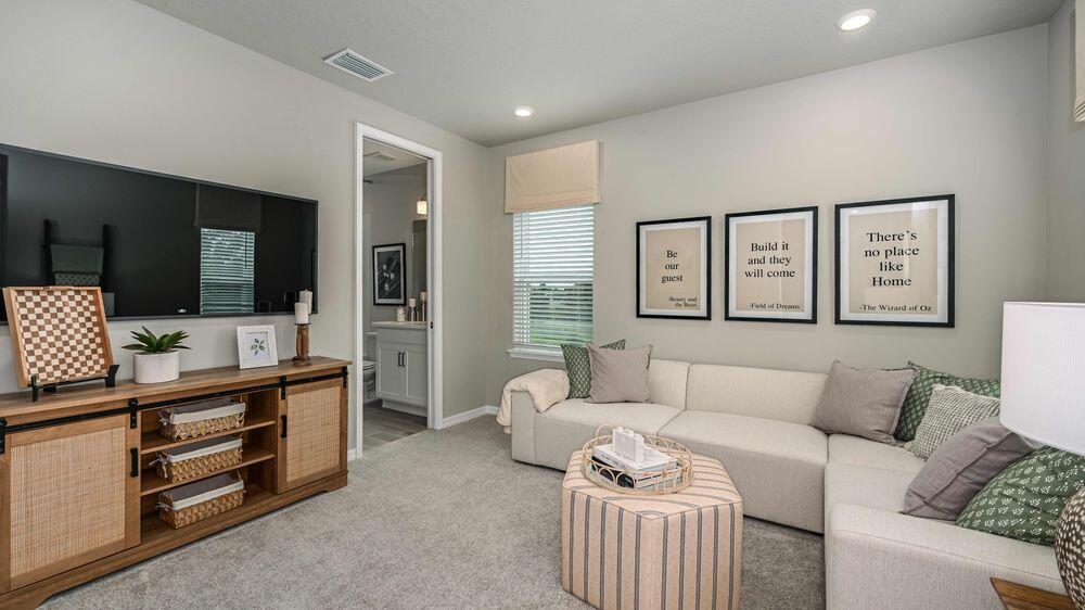 VERANDA OAKS - Residential