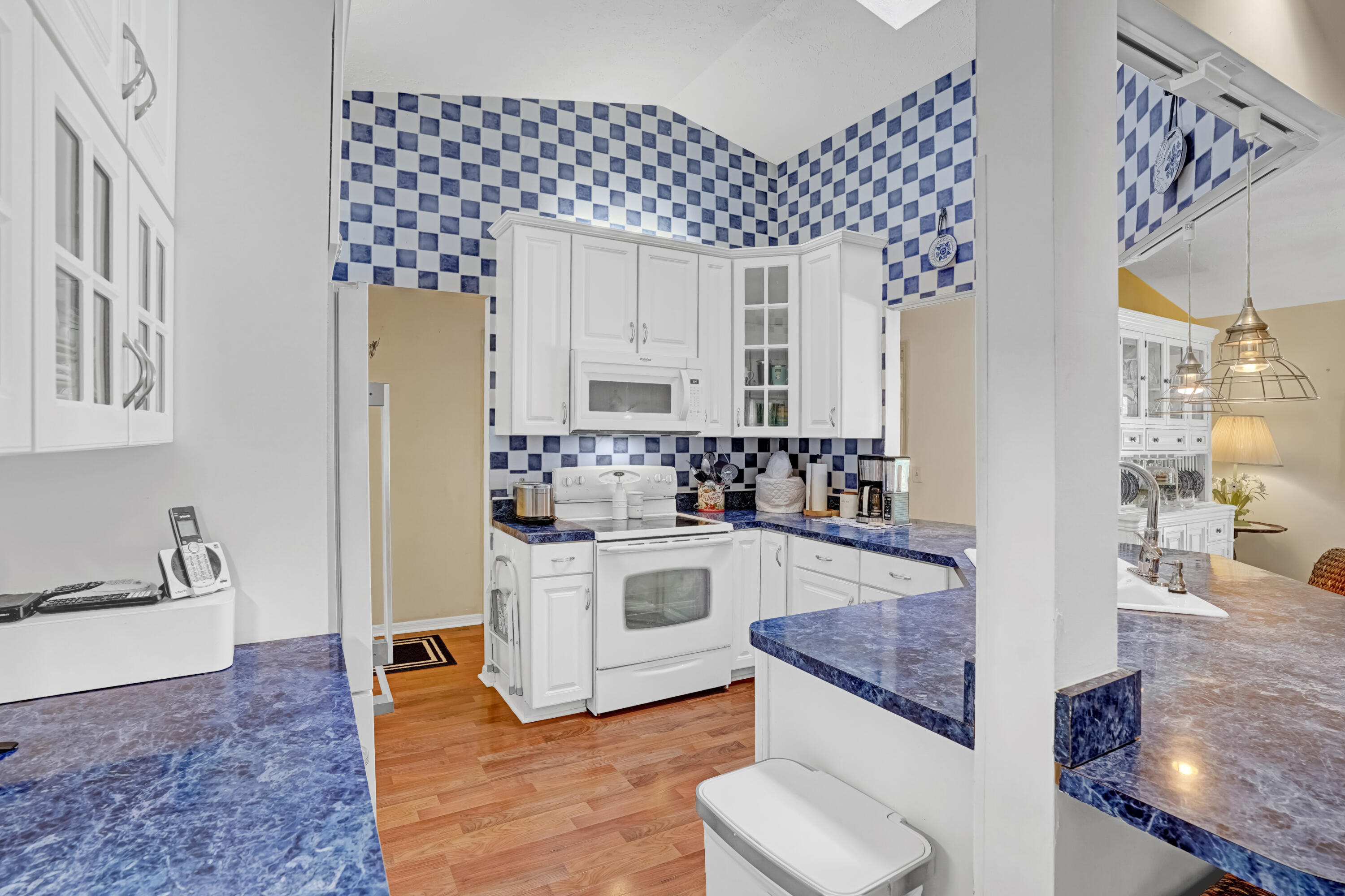 METES AND BOUNDS - Residential