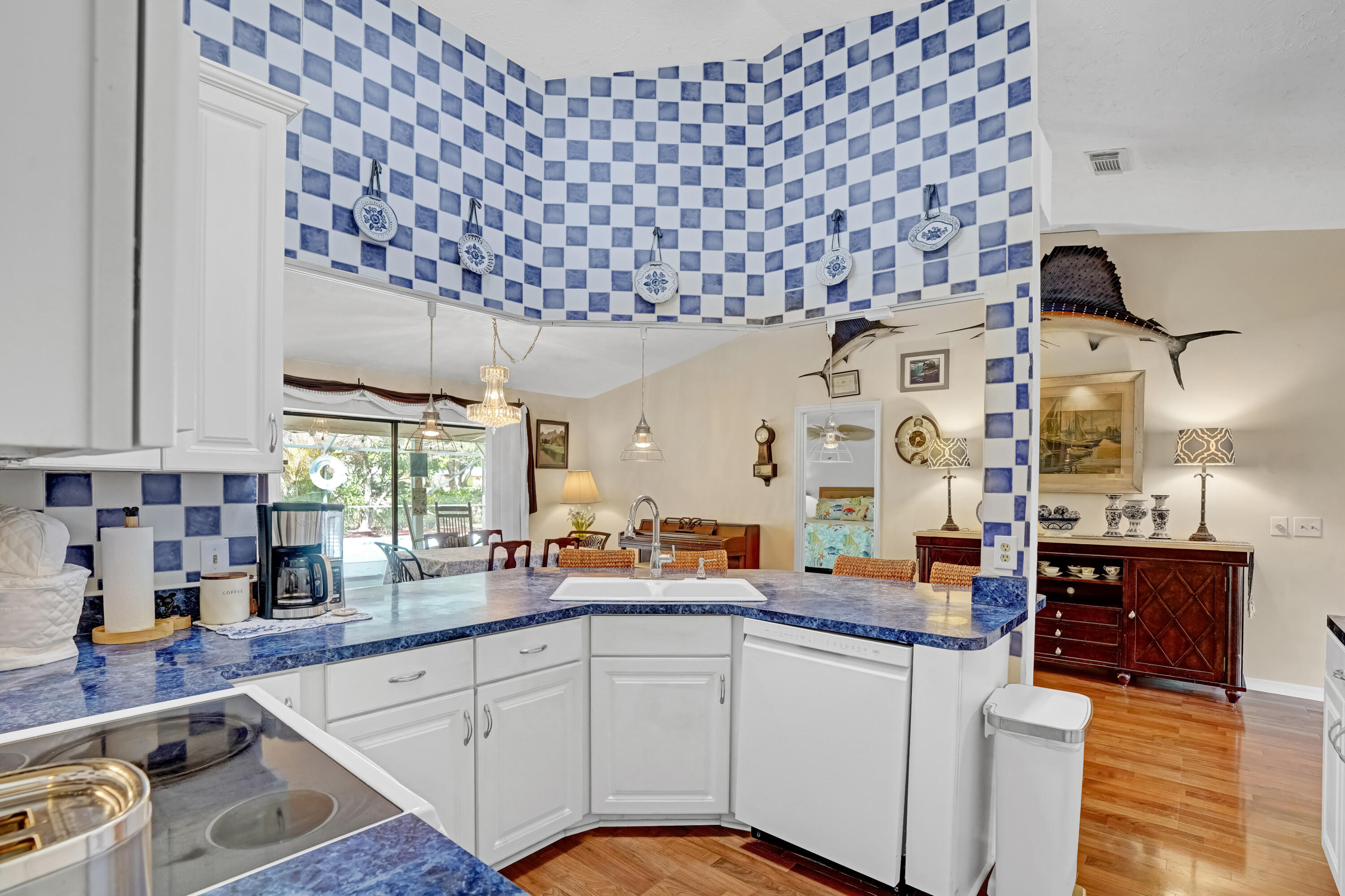 METES AND BOUNDS - Residential