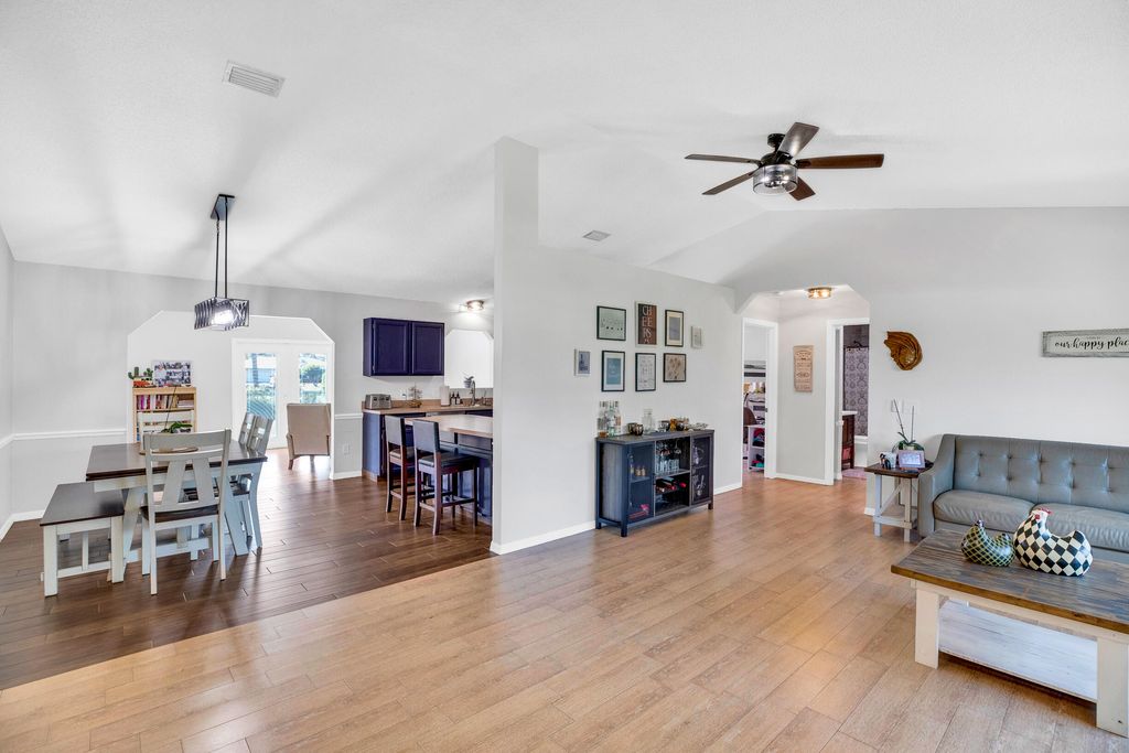 Photo of 7901 Belmont Avenue, Fort Pierce, FL 34951 (MLS # R11030648)