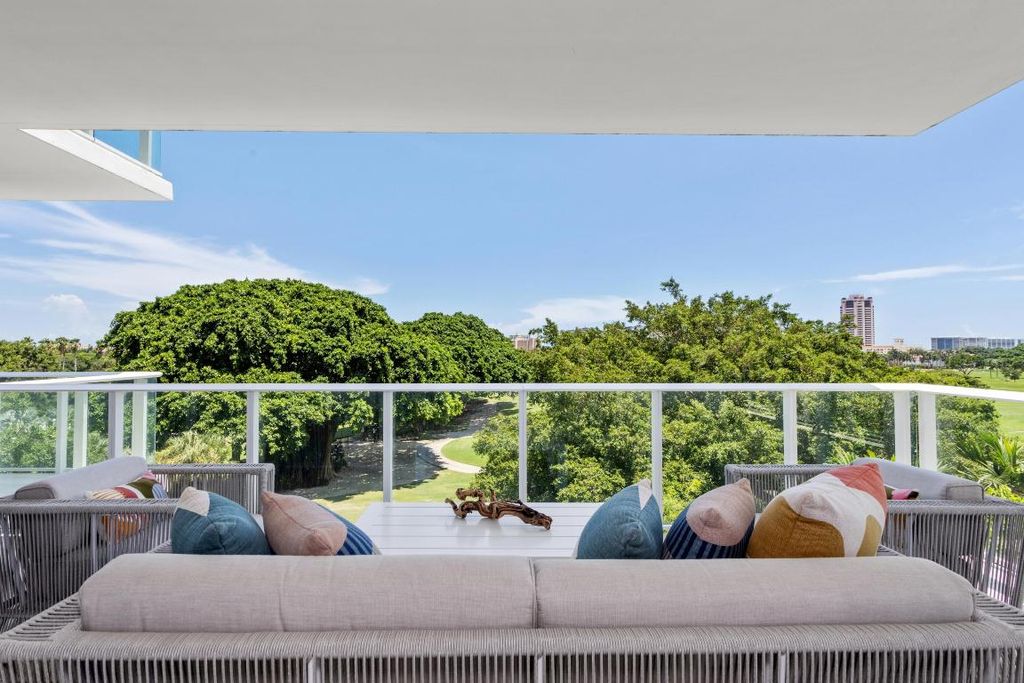 Photo of 200 SE Mizner Boulevard #518, Boca Raton, FL 33432 (MLS # R11129772)