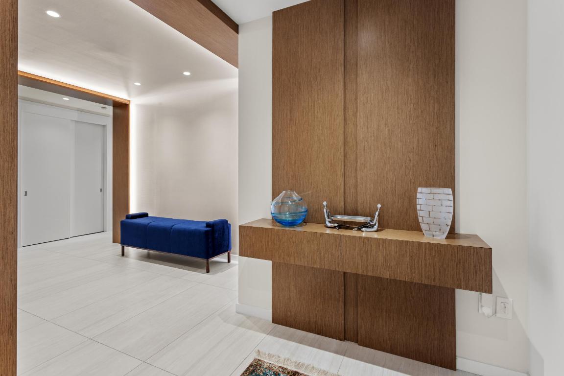 200 SE Mizner Boulevard 518