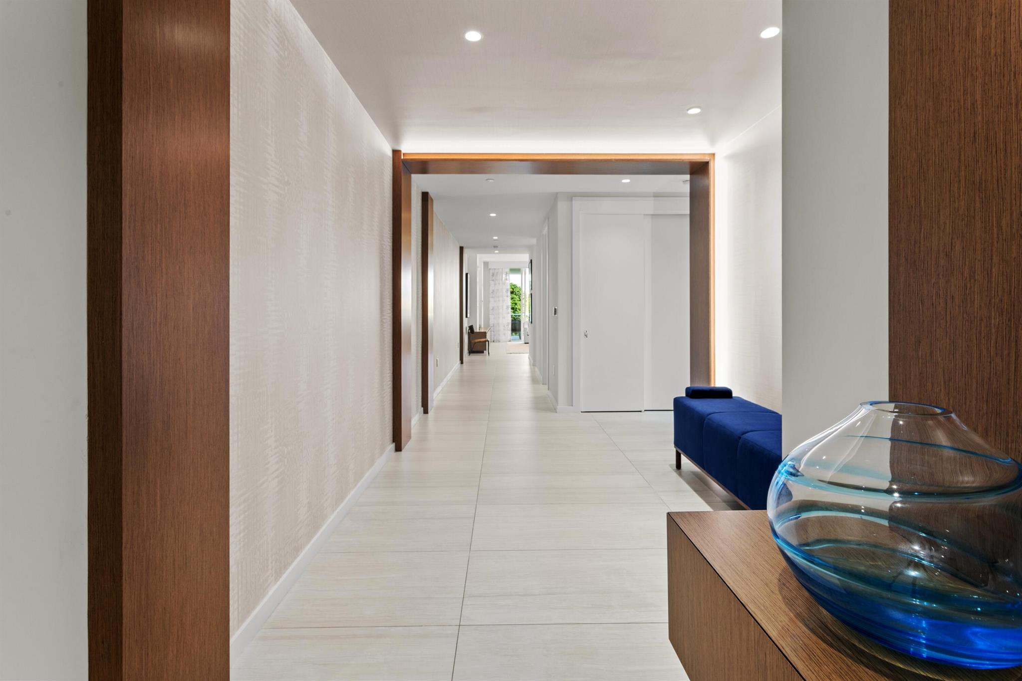 View photos, virtual tours, details... 200 SE Mizner Boulevard 518