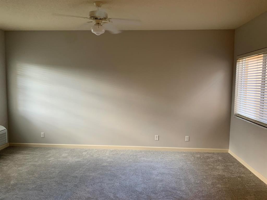 CASTLE PINES CONDOMINIUM - Residential Lease