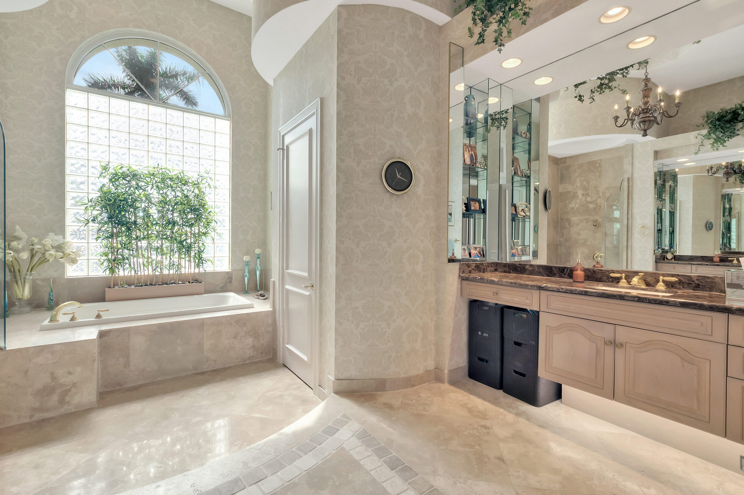 COVENTRY - Residential