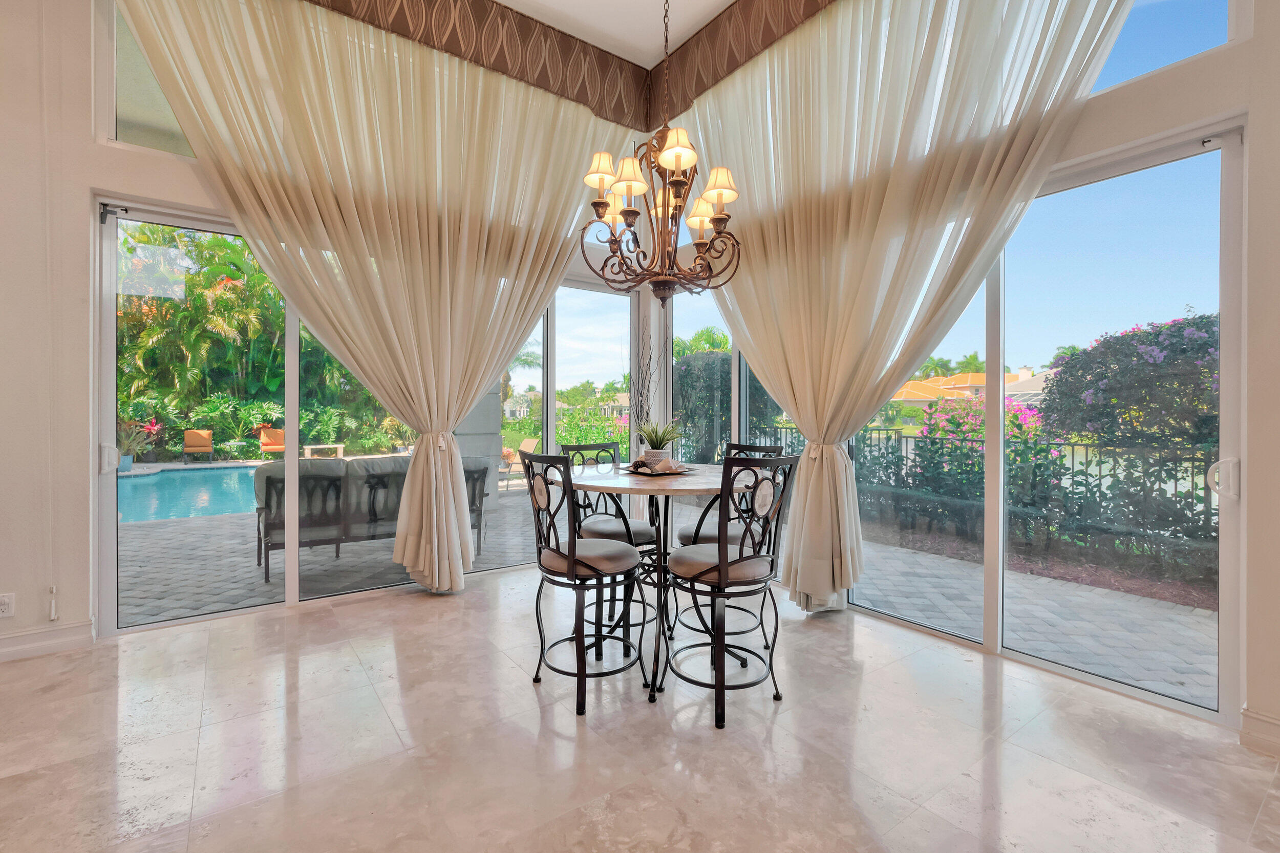 COVENTRY - Residential