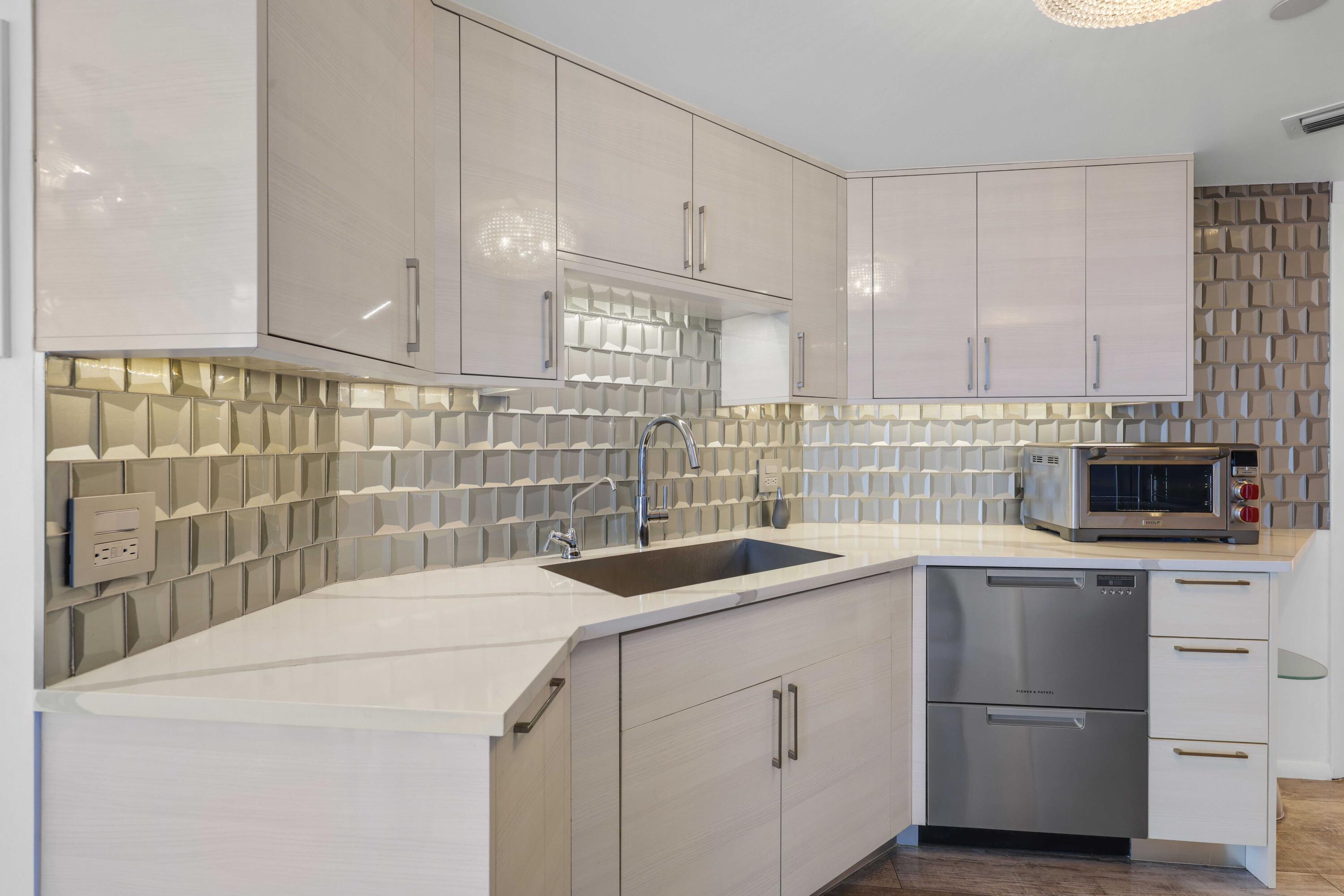 PLAZA OF THE PALM BEACHES CONDO - Residential