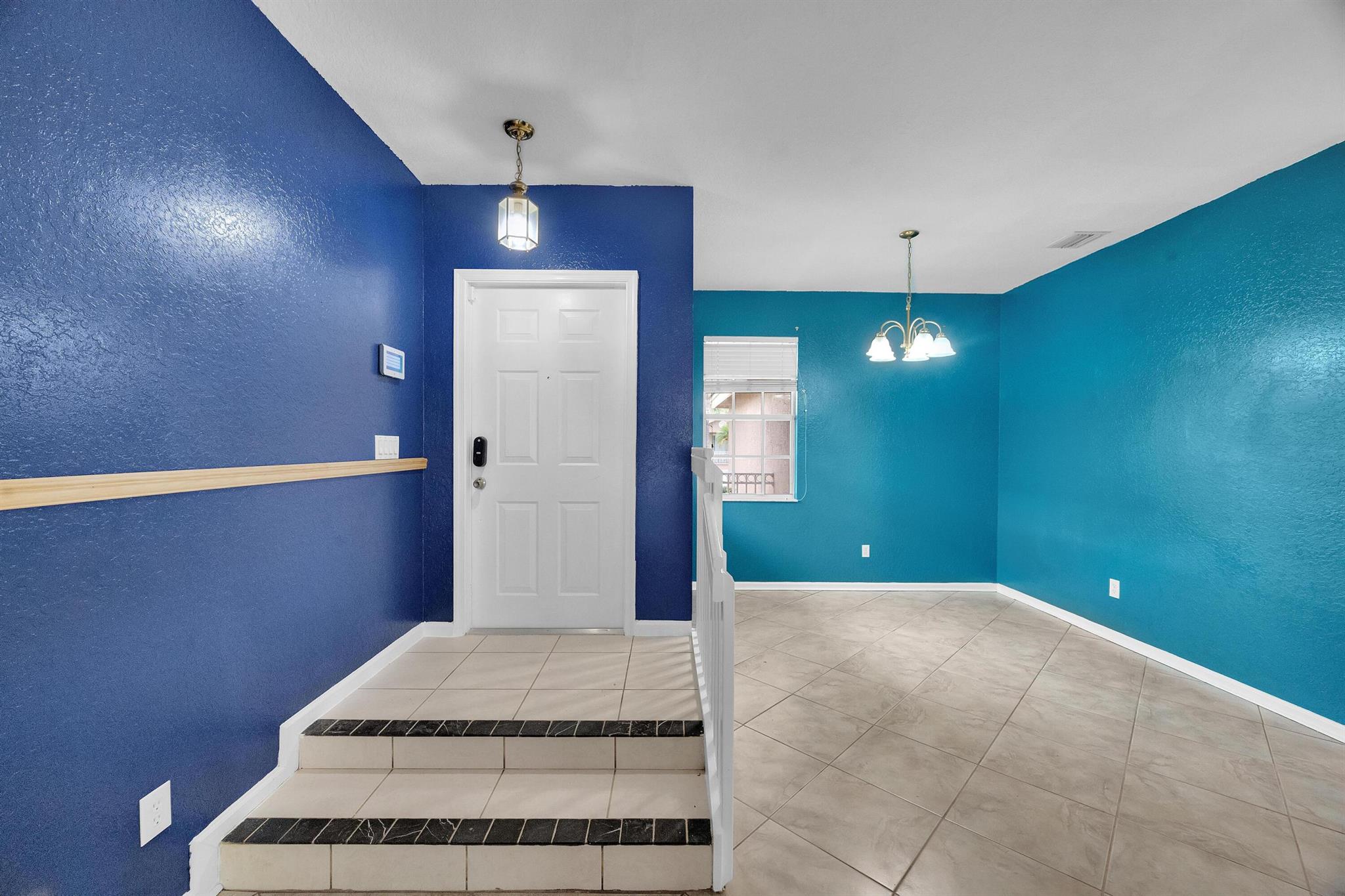 5453 Queenship Court Court, Greenacres, FL, 33463/$519,900 4 5453 Queenship Court Court