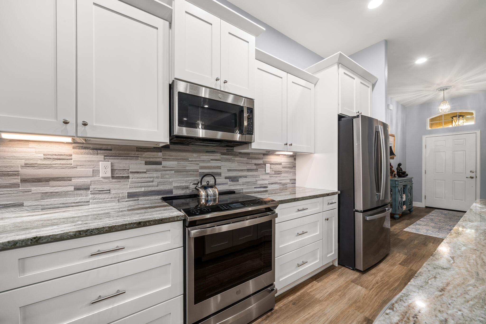 Sun 'n Lakes - Residential