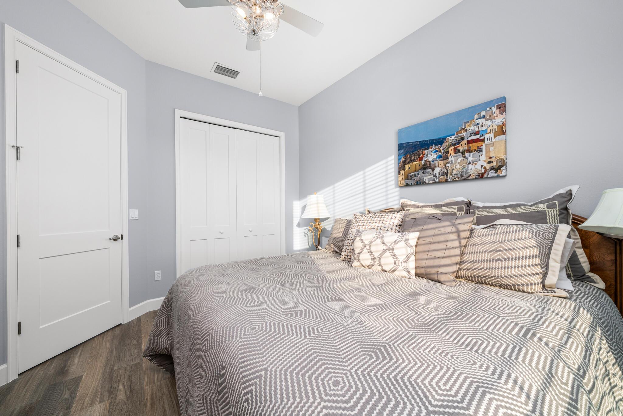 Sun 'n Lakes - Residential