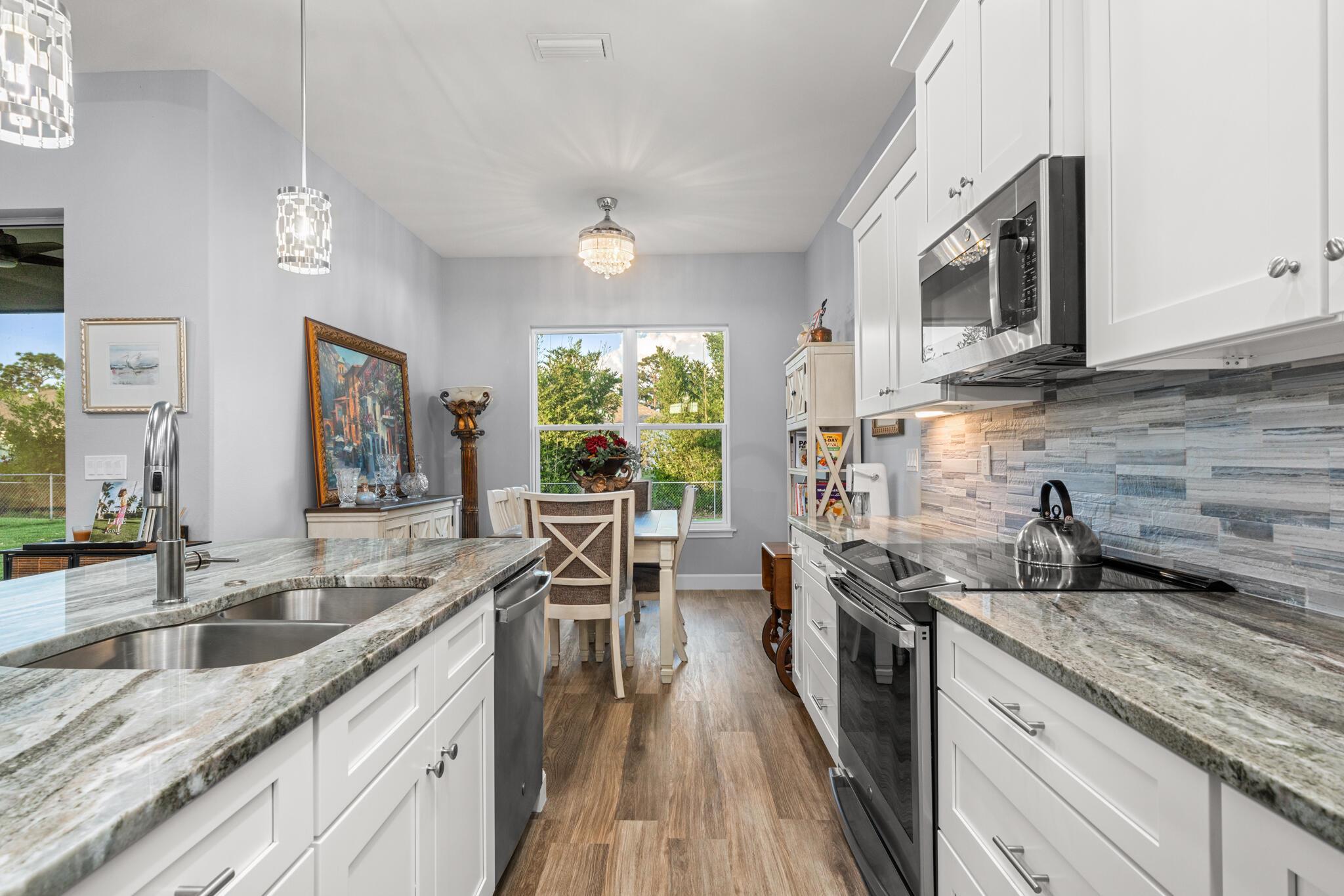 Sun 'n Lakes - Residential