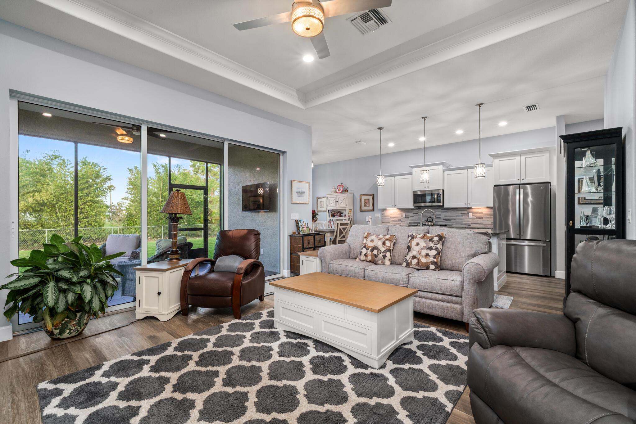 Sun 'n Lakes - Residential