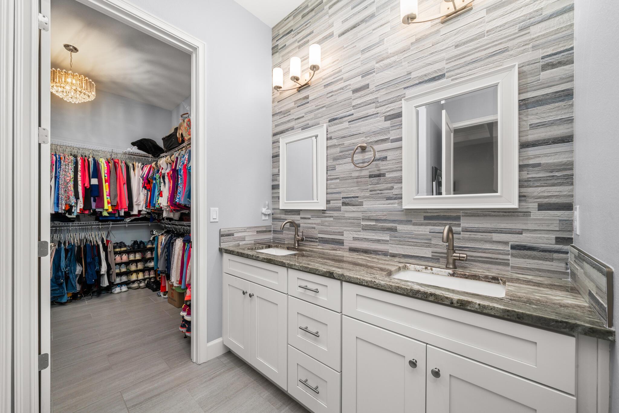 Sun 'n Lakes - Residential