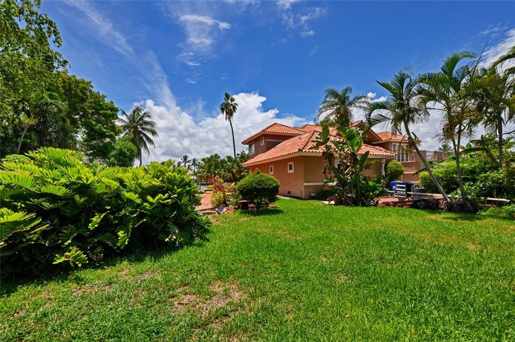 Hillsboro Shores - Residential