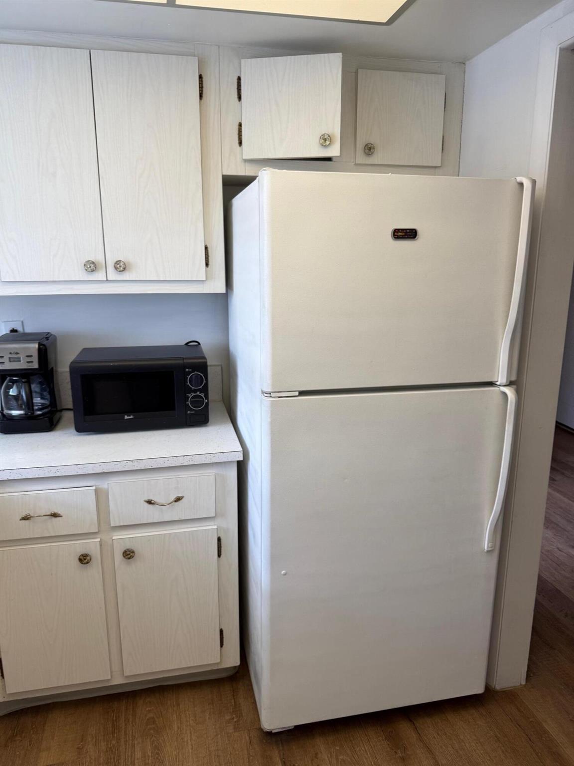 CRESTHAVEN VILLAS CONDO 2 - Residential Lease