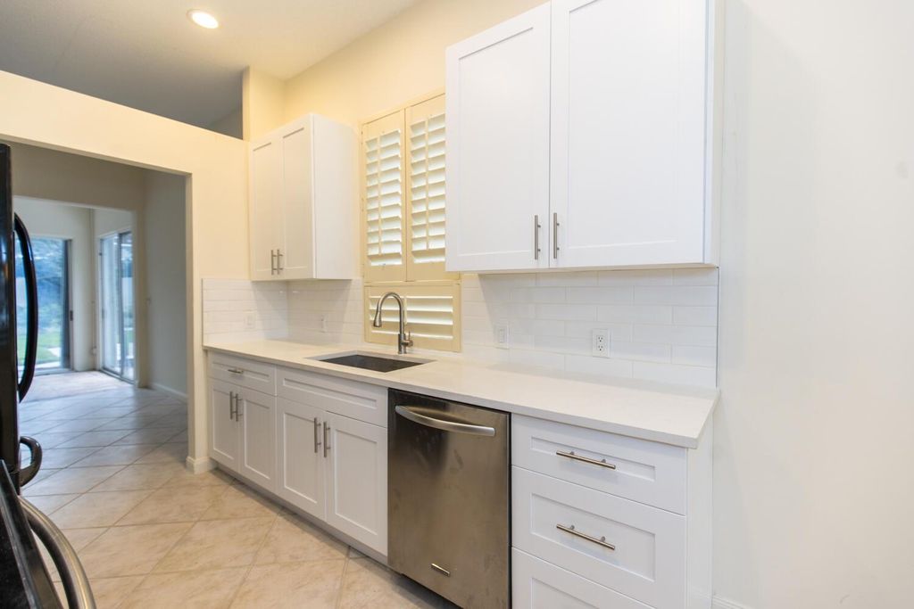 Photo of 8508 Doverbrook Drive, Palm Beach Gardens, FL 33410 (MLS # R10941889)