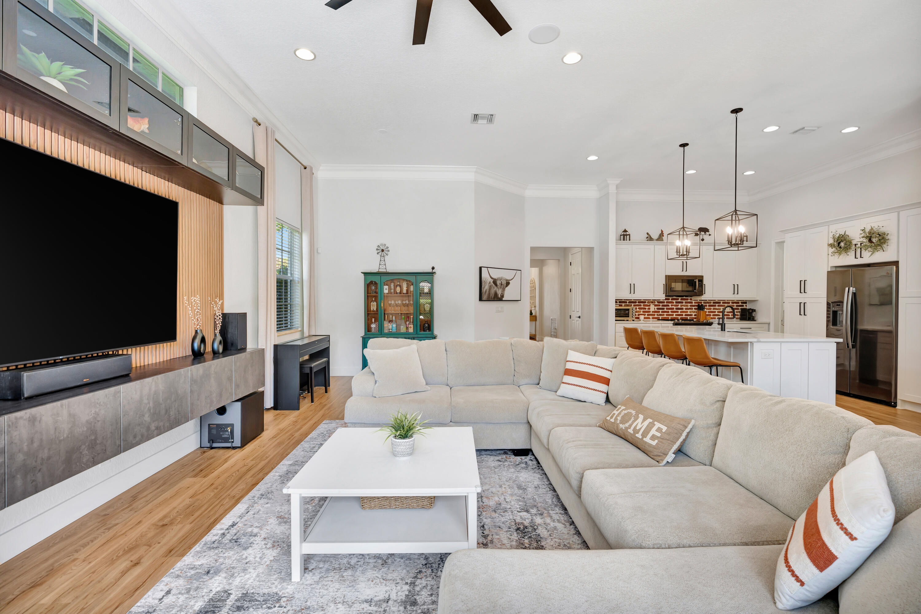 Paseos - Residential