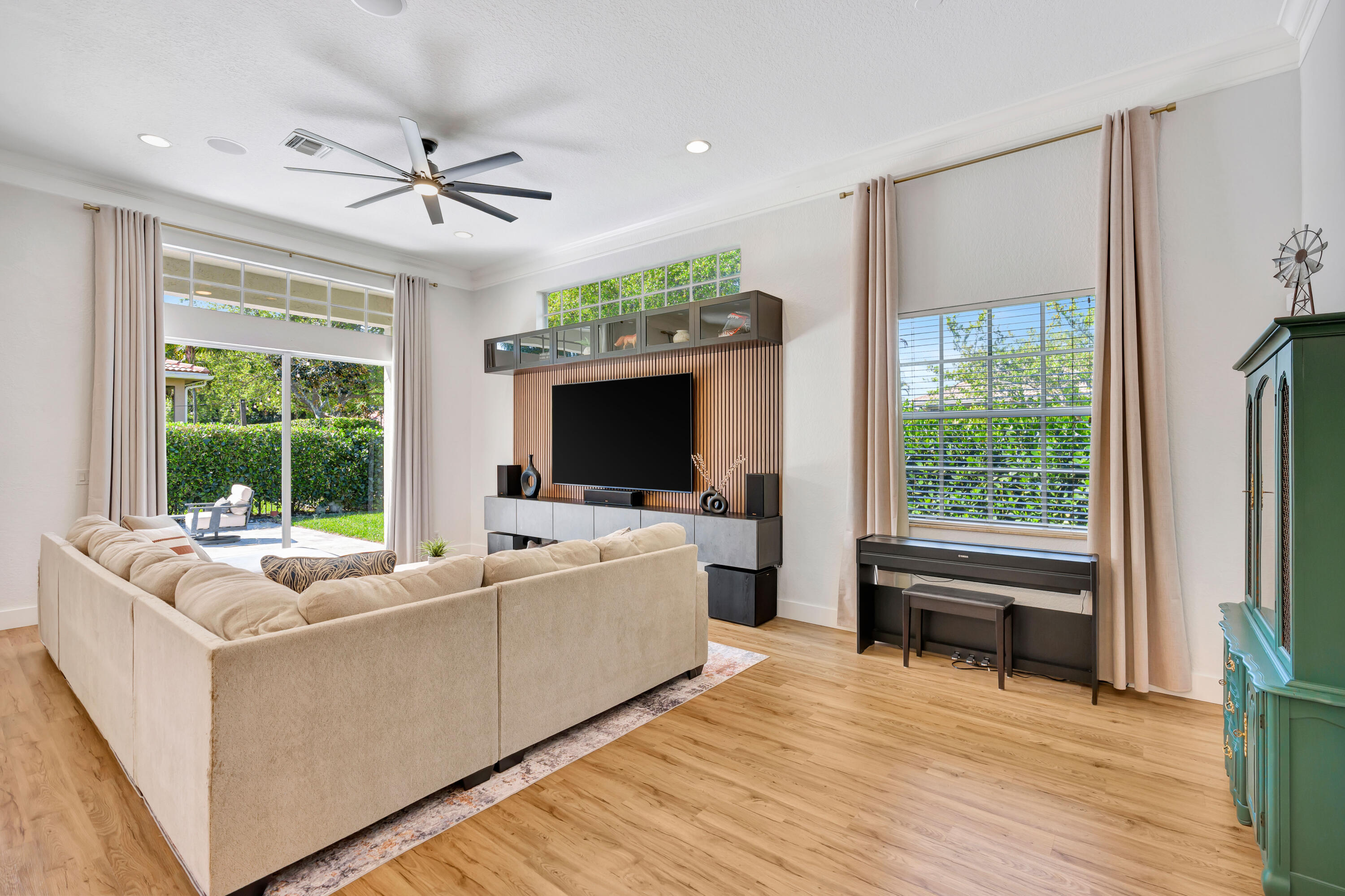 Paseos - Residential