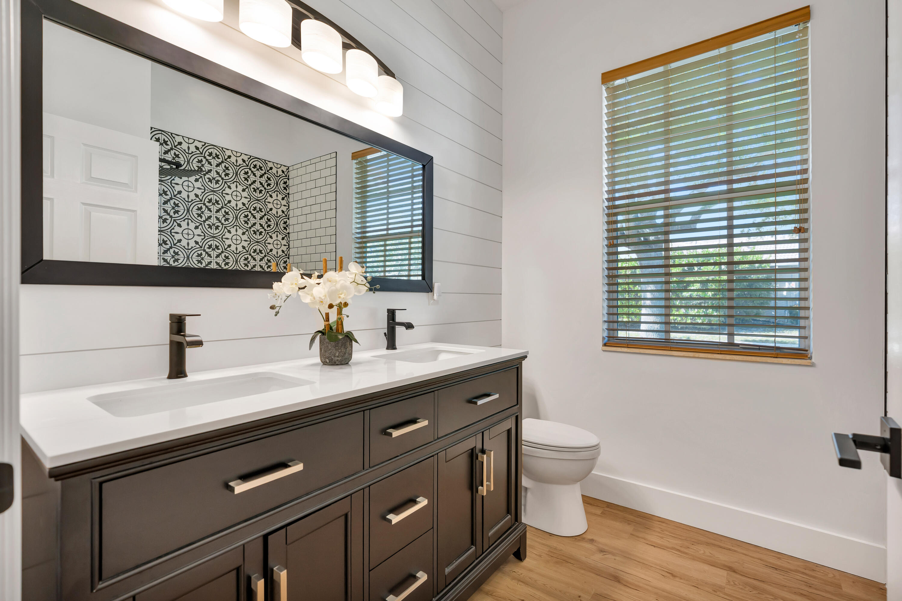 Paseos - Residential