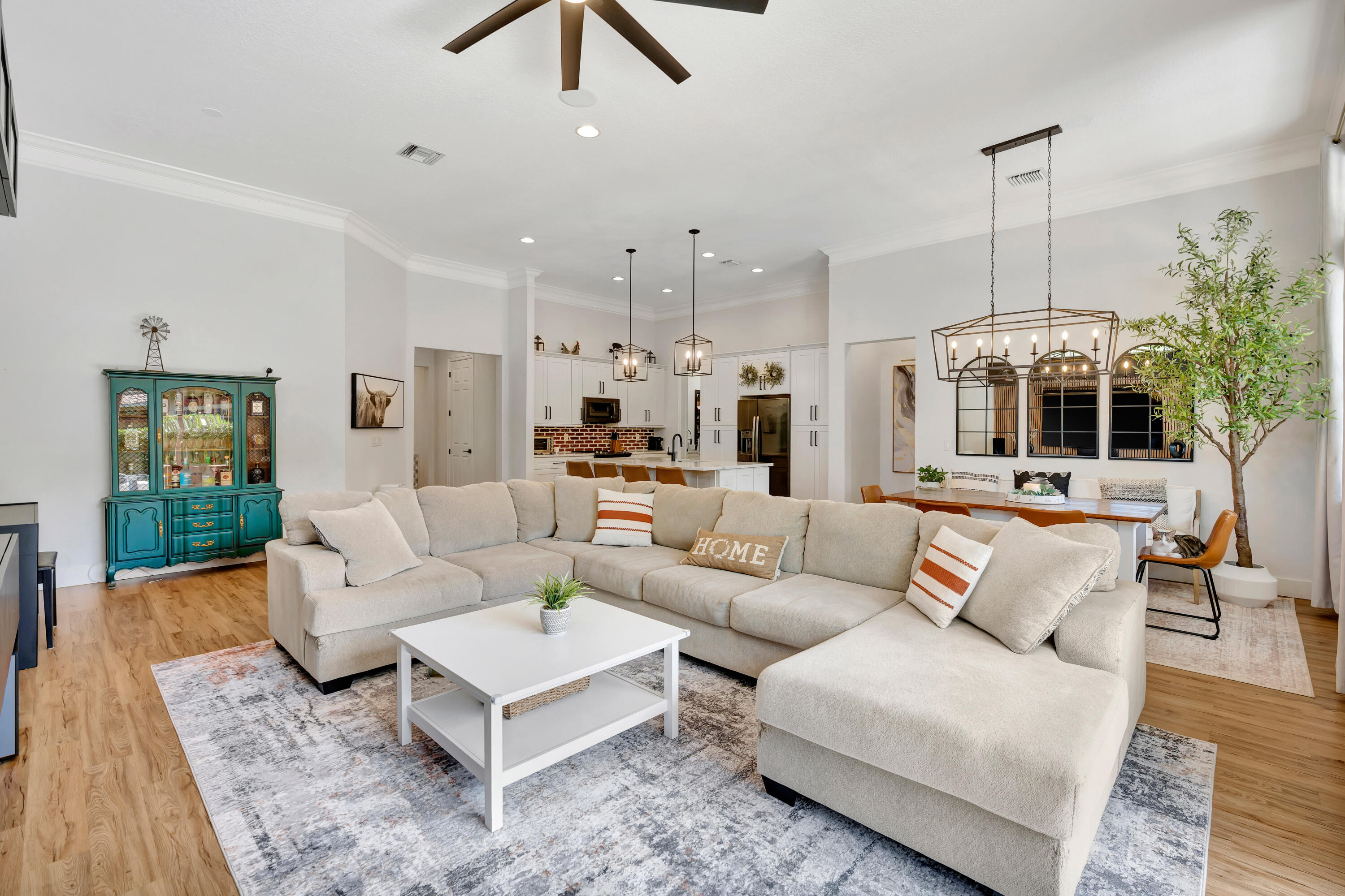 Paseos - Residential