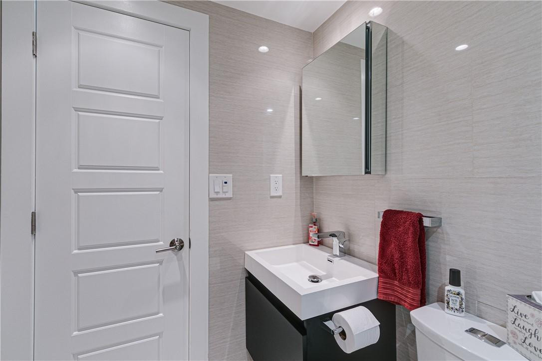 DORSEY ARMS - Residential