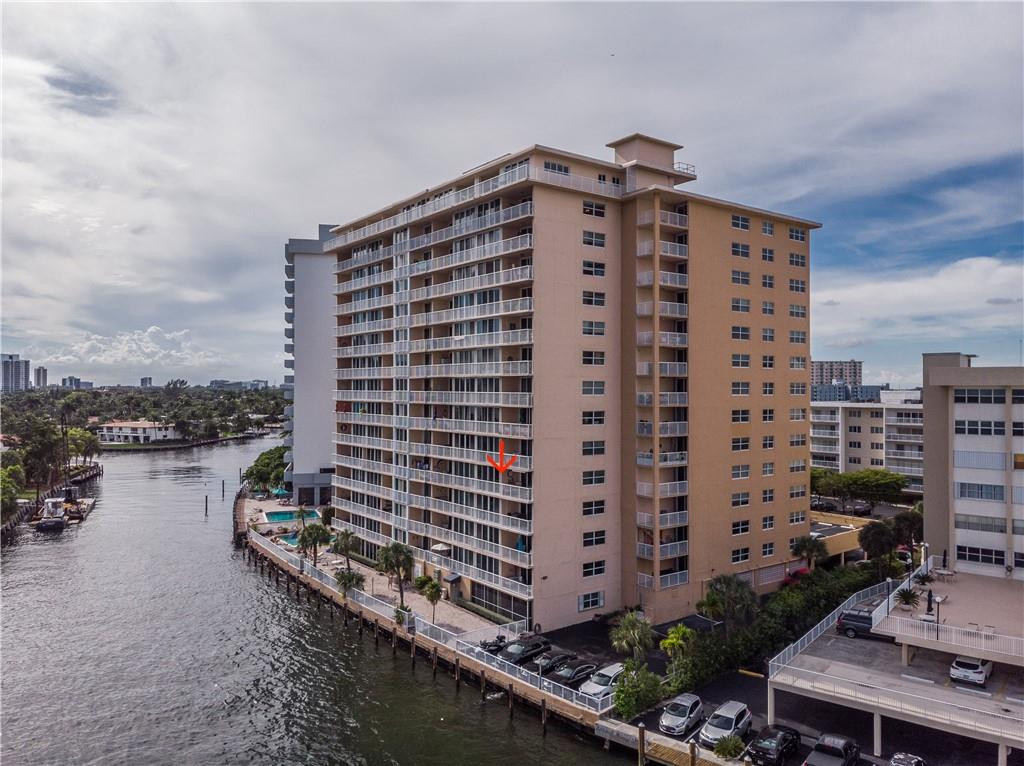 DORSEY ARMS - Residential