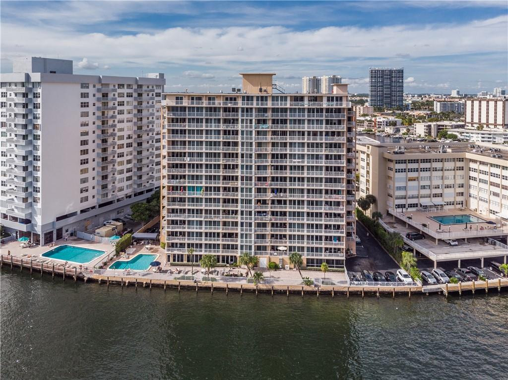 DORSEY ARMS - Residential