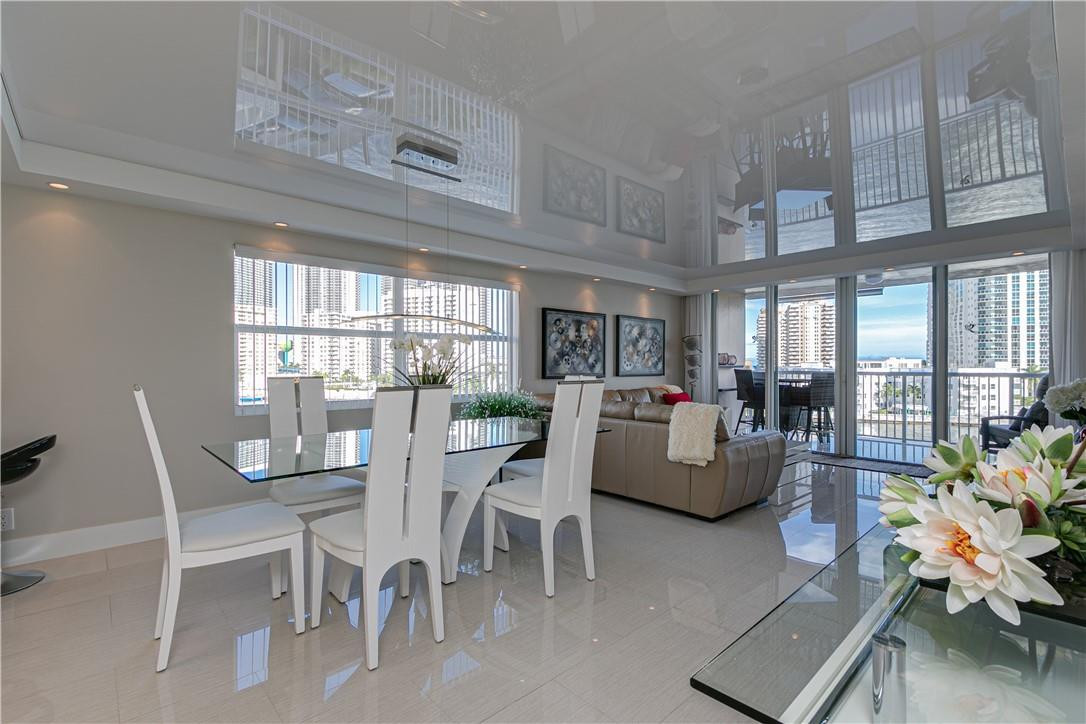 DORSEY ARMS - Residential