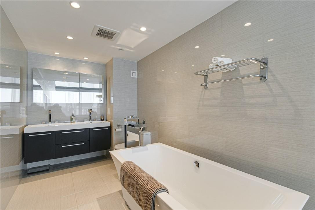 DORSEY ARMS - Residential